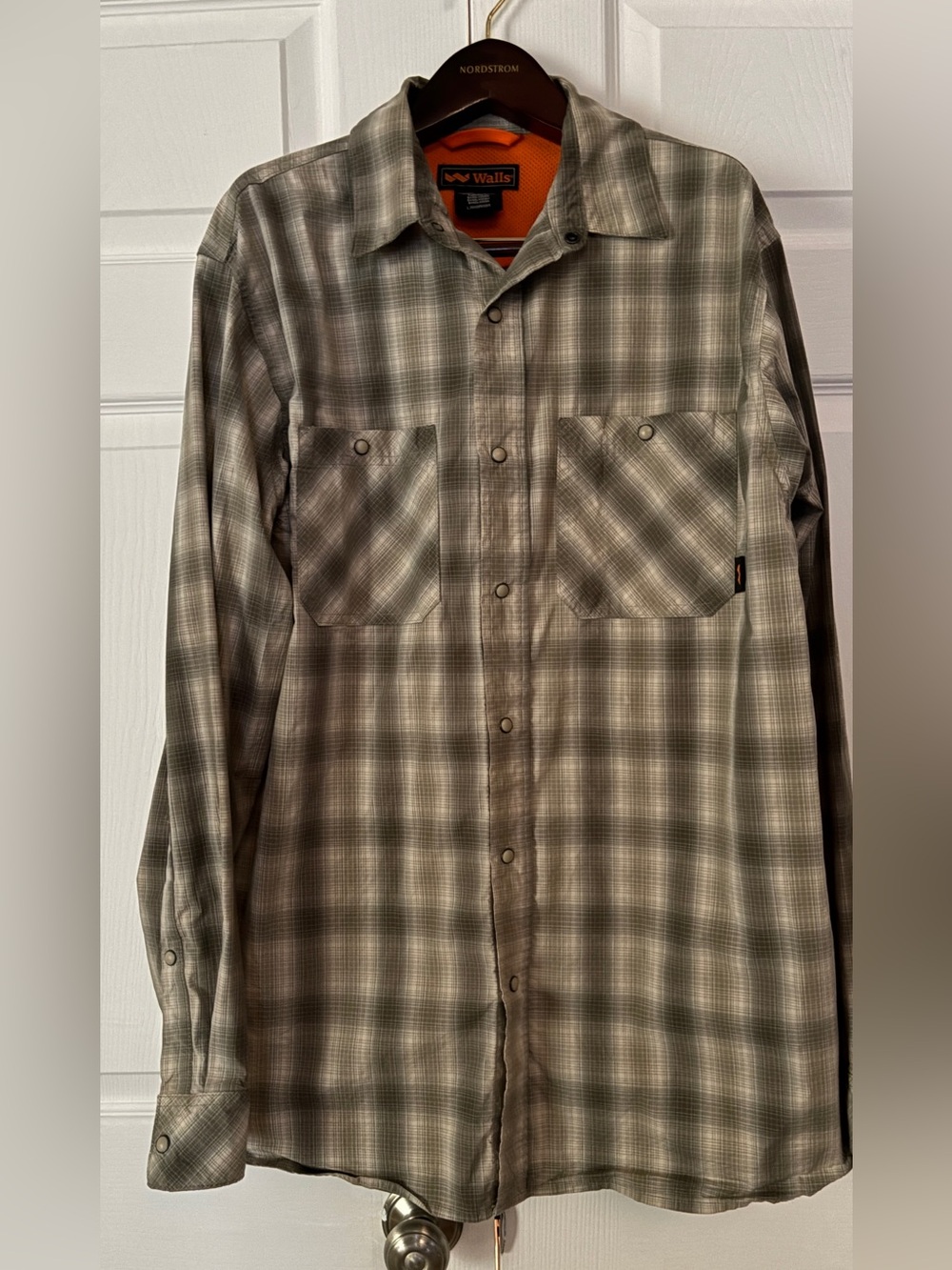 Walls Men’s Plaid Snap Button Work Shirt Large